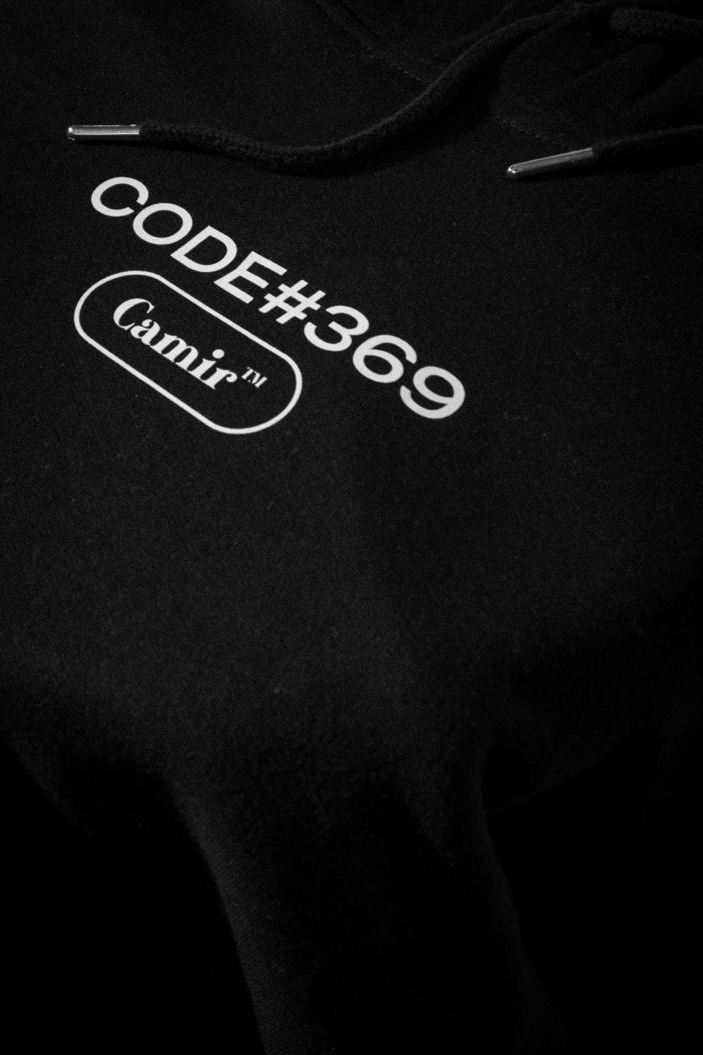 Hoodie Trascend detalle capucha — Poleron Streetwear Hombre Chile | Camir Brand