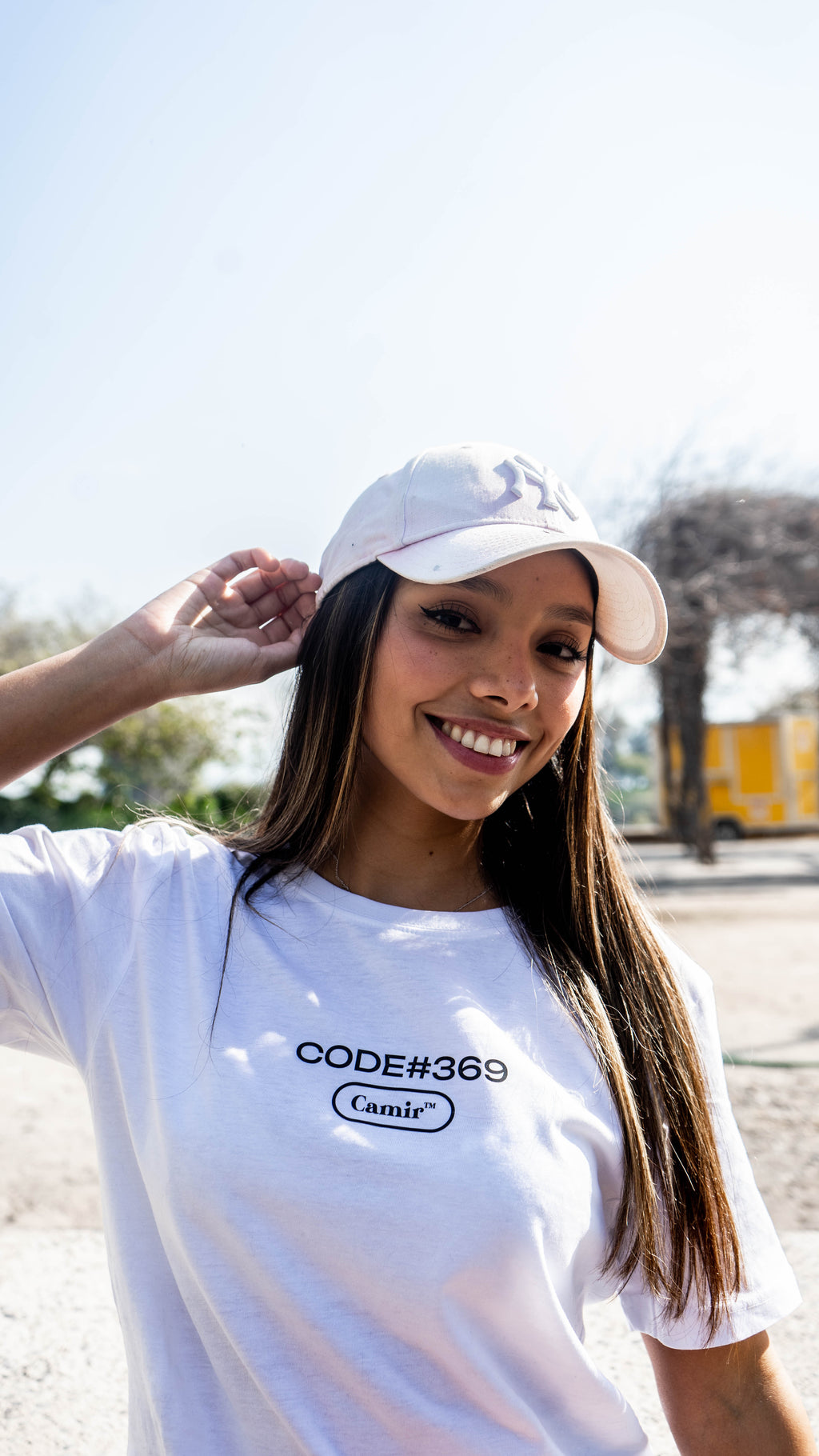 ESENCIAL CODE#369 / N°1